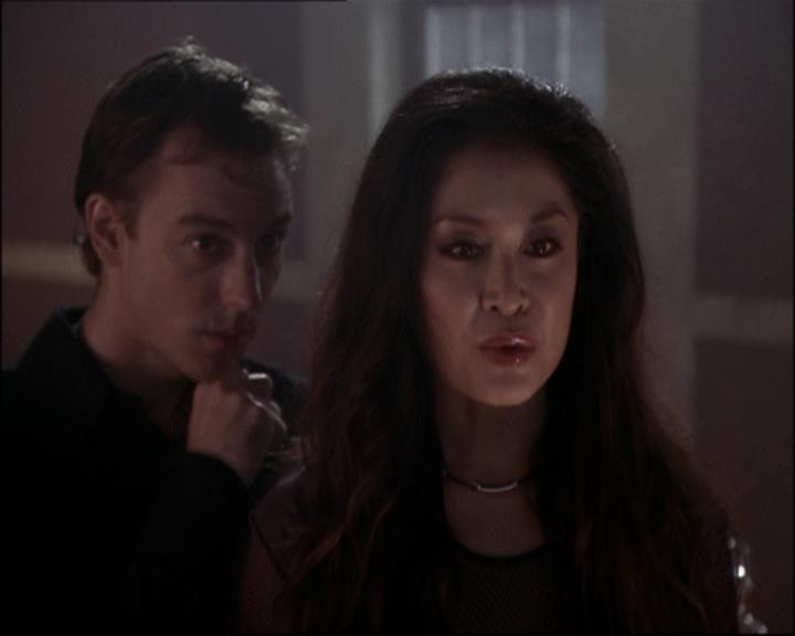 Charmed-Online-dot-net_808BattleOfTheHexes1640.jpg Charmed-Online-dot-net_808BattleOfTheHexes1640.jpg