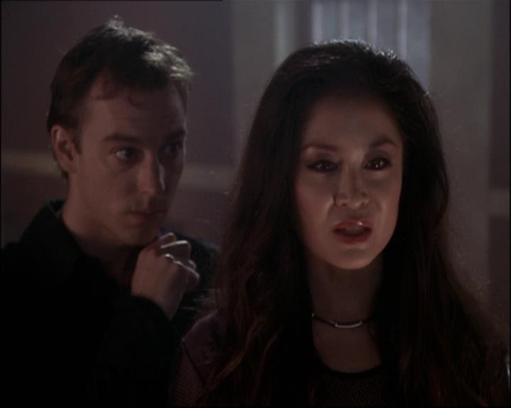 Charmed-Online-dot-net_808BattleOfTheHexes1642.jpg Charmed-Online-dot-net_808BattleOfTheHexes1642.jpg