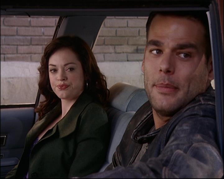 Charmed-Online-dot-net_808BattleOfTheHexes1673.jpg Charmed-Online-dot-net_808BattleOfTheHexes1673.jpg