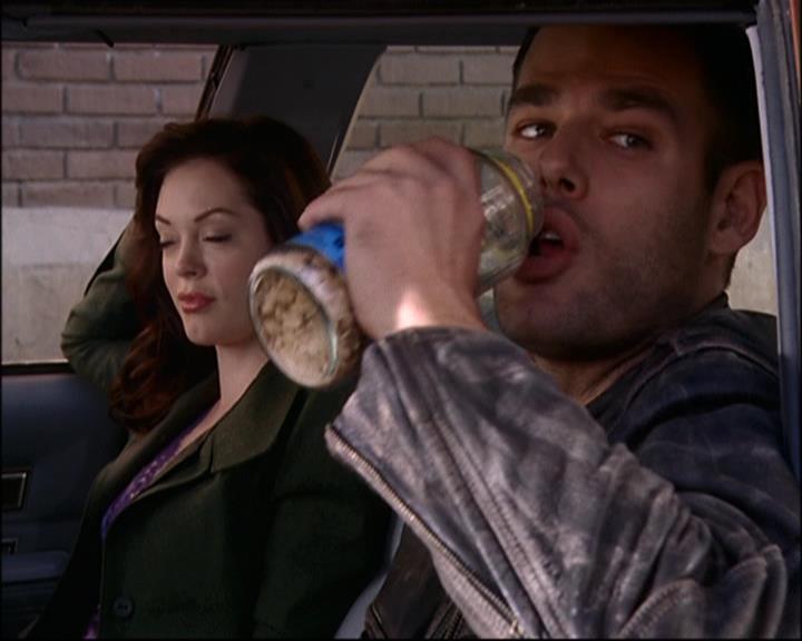 Charmed-Online-dot-net_808BattleOfTheHexes1686.jpg Charmed-Online-dot-net_808BattleOfTheHexes1686.jpg