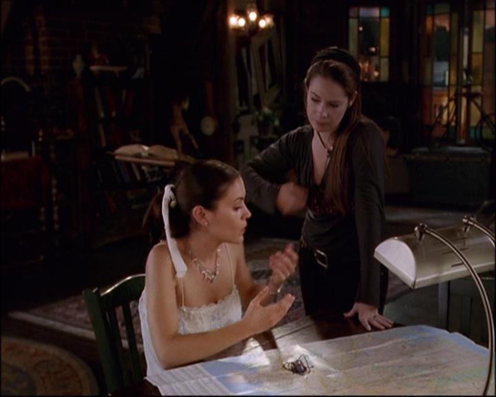 Charmed-Online-dot-net_808BattleOfTheHexes1786.jpg Charmed-Online-dot-net_808BattleOfTheHexes1786.jpg