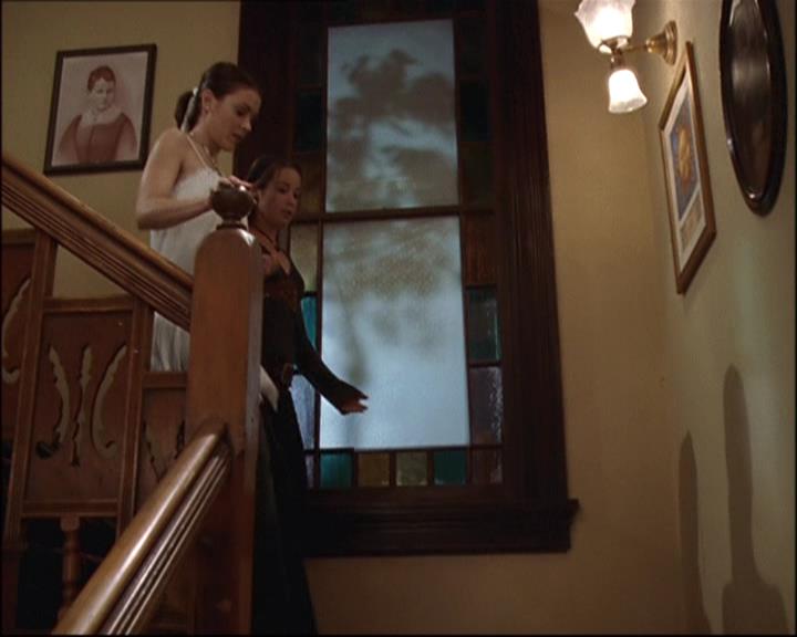 Charmed-Online-dot-net_808BattleOfTheHexes1879.jpg Charmed-Online-dot-net_808BattleOfTheHexes1879.jpg