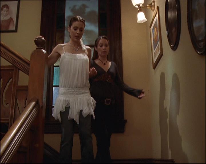 Charmed-Online-dot-net_808BattleOfTheHexes1880.jpg Charmed-Online-dot-net_808BattleOfTheHexes1880.jpg