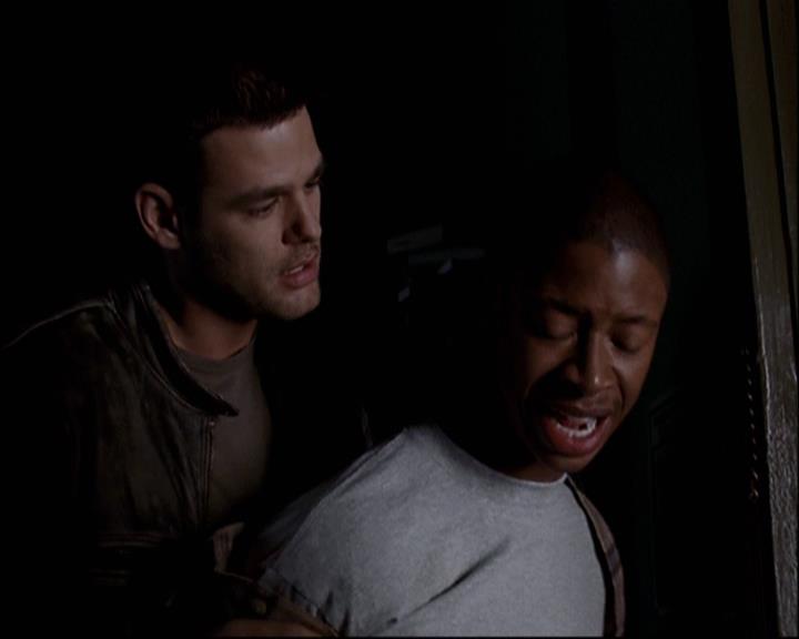 Charmed-Online-dot-net_808BattleOfTheHexes1939.jpg Charmed-Online-dot-net_808BattleOfTheHexes1939.jpg