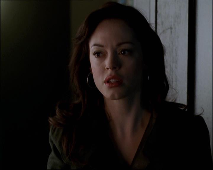 Charmed-Online-dot-net_808BattleOfTheHexes1946.jpg Charmed-Online-dot-net_808BattleOfTheHexes1946.jpg