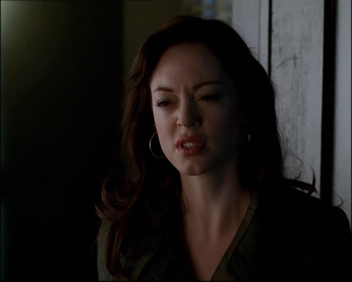 Charmed-Online-dot-net_808BattleOfTheHexes1951.jpg Charmed-Online-dot-net_808BattleOfTheHexes1951.jpg