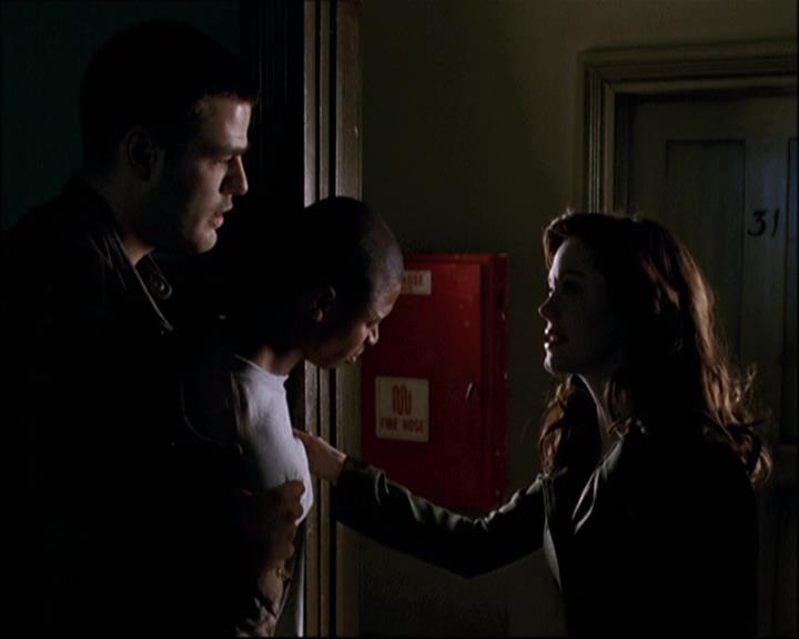 Charmed-Online-dot-net_808BattleOfTheHexes1957.jpg Charmed-Online-dot-net_808BattleOfTheHexes1957.jpg