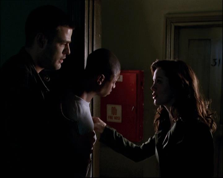 Charmed-Online-dot-net_808BattleOfTheHexes1958.jpg Charmed-Online-dot-net_808BattleOfTheHexes1958.jpg