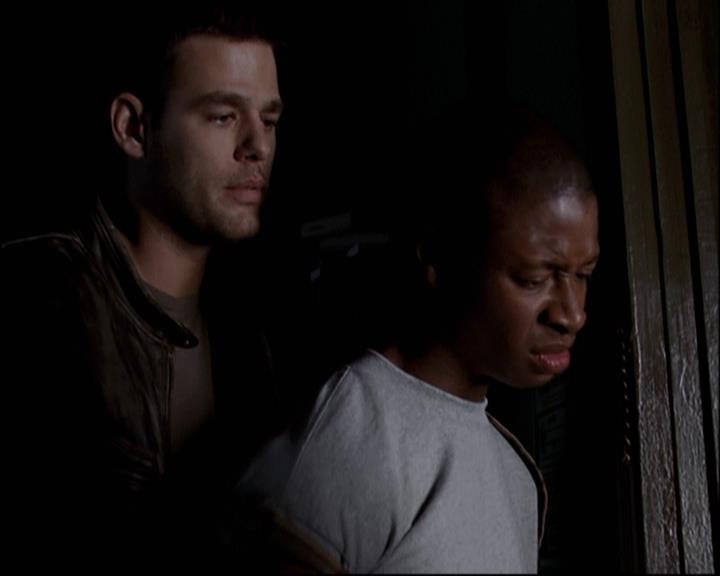 Charmed-Online-dot-net_808BattleOfTheHexes1960.jpg Charmed-Online-dot-net_808BattleOfTheHexes1960.jpg