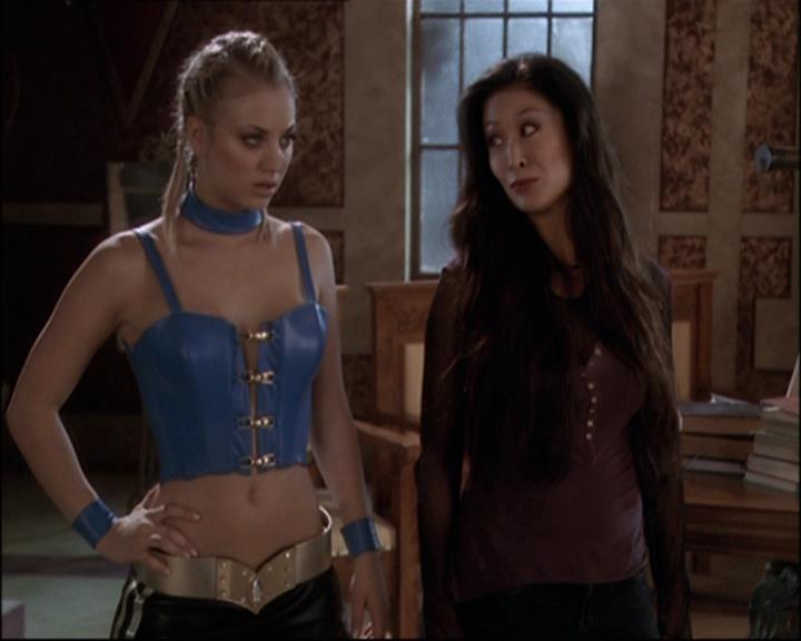 Charmed-Online-dot-net_808BattleOfTheHexes1998.jpg Charmed-Online-dot-net_808BattleOfTheHexes1998.jpg