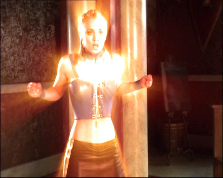 Charmed-Online-dot-net_808BattleOfTheHexes2047.jpg Charmed-Online-dot-net_808BattleOfTheHexes2047.jpg