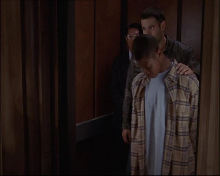 Charmed-Online-dot-net_808BattleOfTheHexes2095.jpg Charmed-Online-dot-net_808BattleOfTheHexes2095.jpg