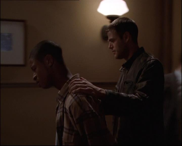 Charmed-Online-dot-net_808BattleOfTheHexes2098.jpg Charmed-Online-dot-net_808BattleOfTheHexes2098.jpg