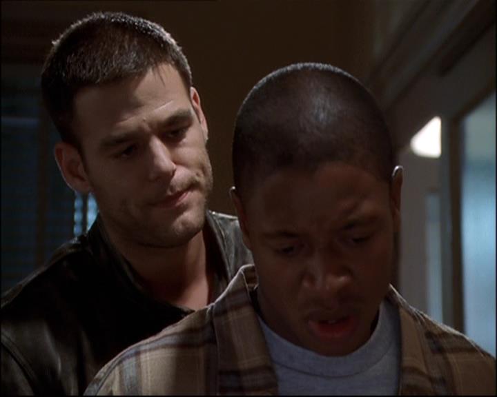 Charmed-Online-dot-net_808BattleOfTheHexes2134.jpg Charmed-Online-dot-net_808BattleOfTheHexes2134.jpg