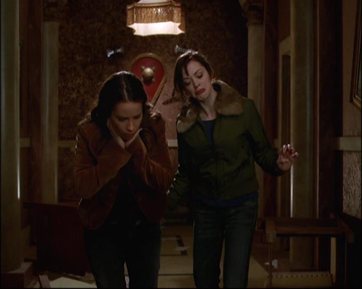 Charmed-Online-dot-net_809HulkusPocus0055.jpg