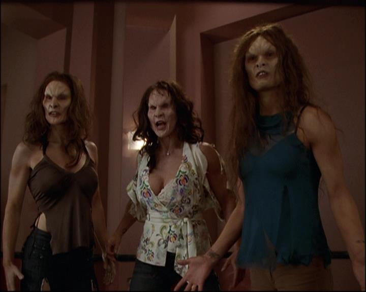 Charmed-Online-dot-net_809HulkusPocus1859.jpg Charmed-Online-dot-net_809HulkusPocus1859.jpg