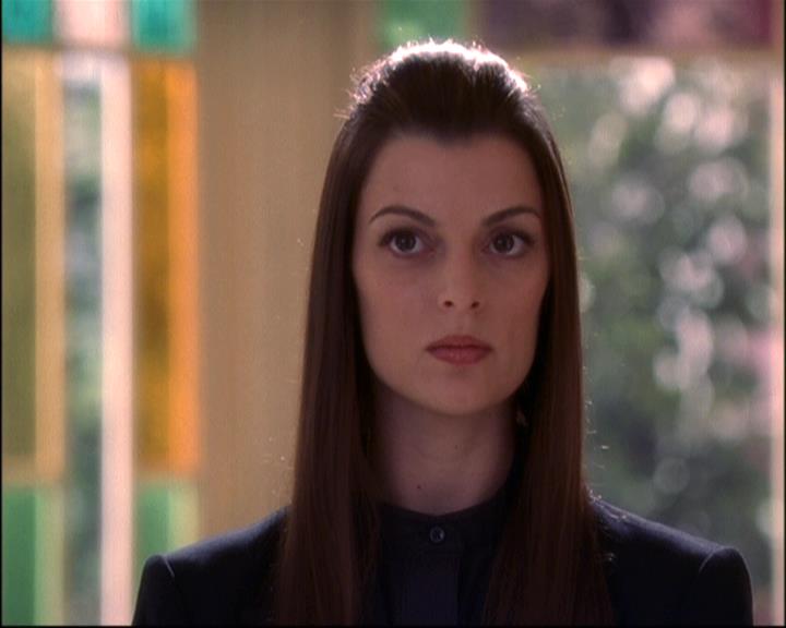 Charmed-Online-dot-net_810VayaConLeos1572.jpg