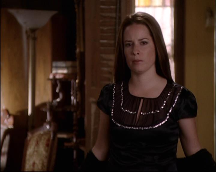 Charmed-Online-dot-net_810VayaConLeos1836.jpg