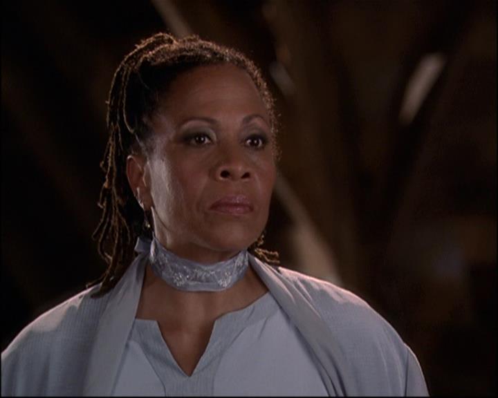 Charmed-Online-dot-net_810VayaConLeos1945.jpg Charmed-Online-dot-net_810VayaConLeos1945.jpg