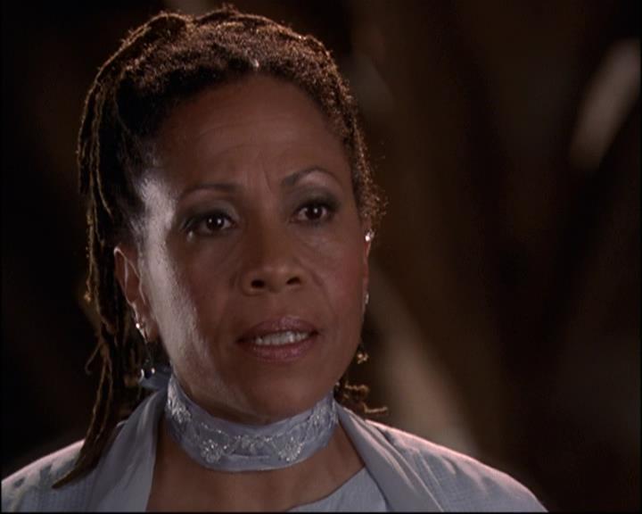 Charmed-Online-dot-net_810VayaConLeos2017.jpg Charmed-Online-dot-net_810VayaConLeos2017.jpg