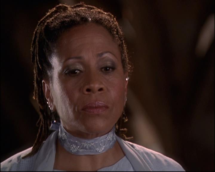 Charmed-Online-dot-net_810VayaConLeos2025.jpg Charmed-Online-dot-net_810VayaConLeos2025.jpg