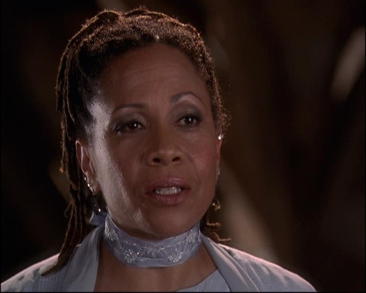 Charmed-Online-dot-net_810VayaConLeos2027.jpg Charmed-Online-dot-net_810VayaConLeos2027.jpg