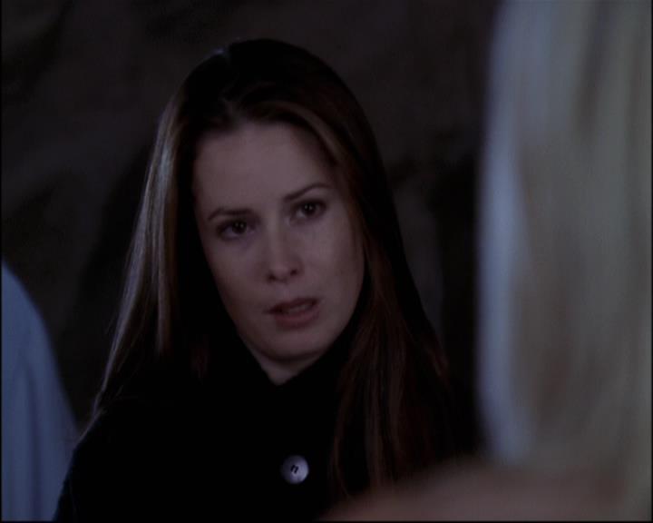 Charmed-Online-dot-net_810VayaConLeos2056.jpg