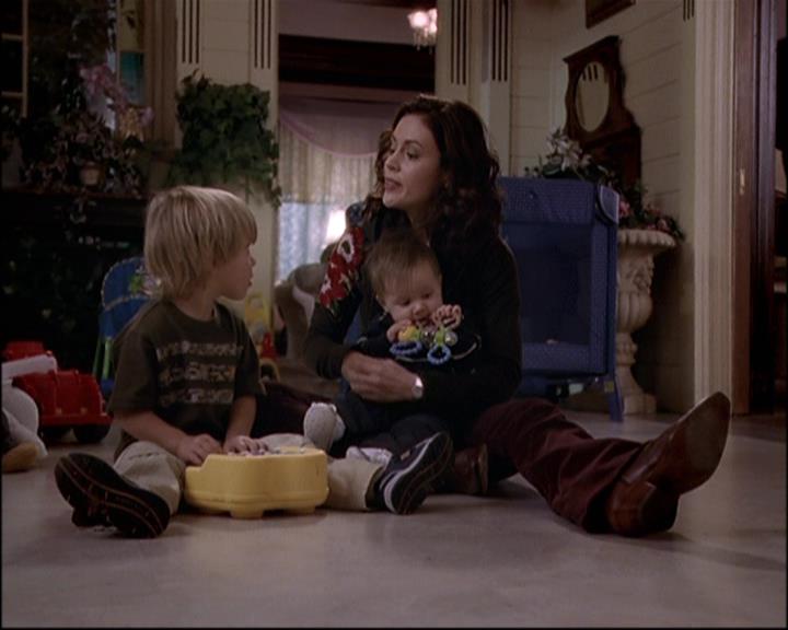 Charmed-Online-dot-net_810VayaConLeos2309.jpg Charmed-Online-dot-net_810VayaConLeos2309.jpg