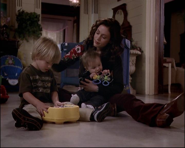 Charmed-Online-dot-net_810VayaConLeos2311.jpg Charmed-Online-dot-net_810VayaConLeos2311.jpg