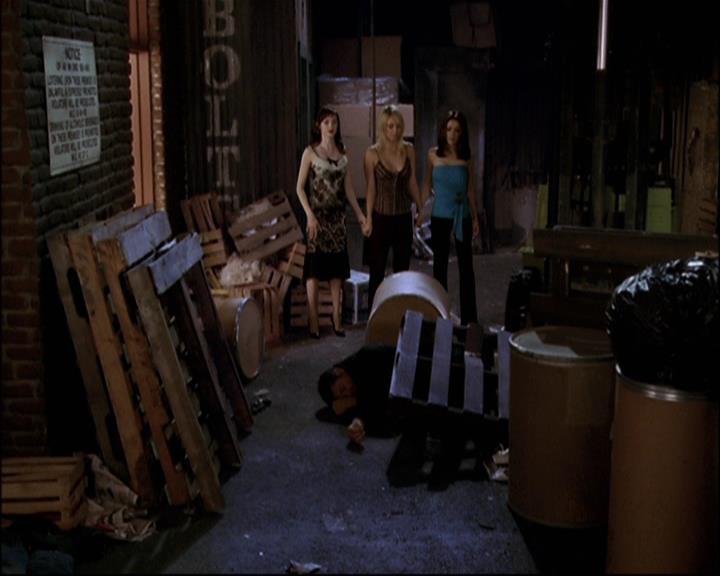 Charmed-Online-dot-net_811MrAndMrsWitch0995.jpg Charmed-Online-dot-net_811MrAndMrsWitch0995.jpg