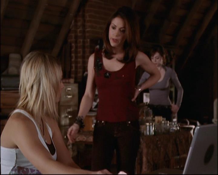 Charmed-Online-dot-net_811MrAndMrsWitch1153.jpg Charmed-Online-dot-net_811MrAndMrsWitch1153.jpg