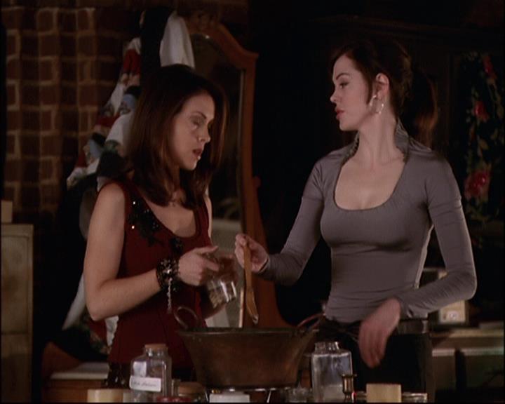 Charmed-Online-dot-net_811MrAndMrsWitch1205.jpg