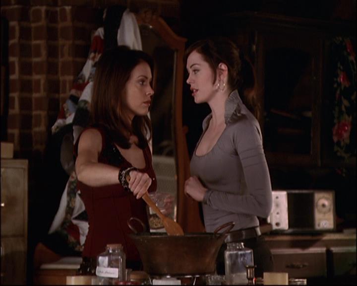 Charmed-Online-dot-net_811MrAndMrsWitch1211.jpg