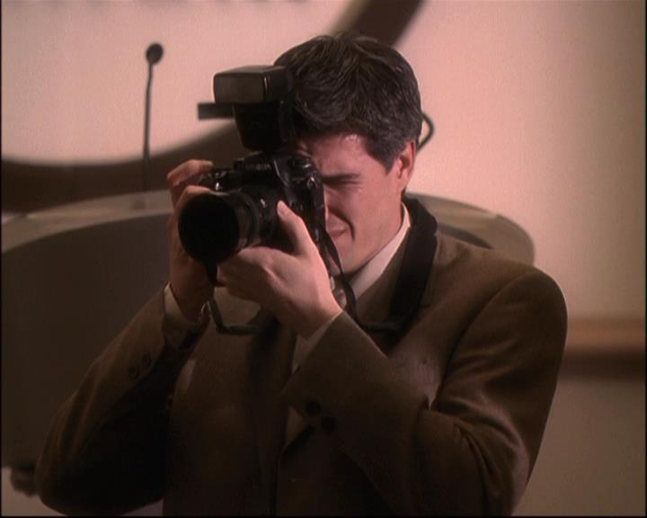 Charmed-Online-dot-net_811MrAndMrsWitch1593.jpg Charmed-Online-dot-net_811MrAndMrsWitch1593.jpg