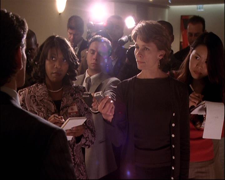 Charmed-Online-dot-net_811MrAndMrsWitch1614.jpg Charmed-Online-dot-net_811MrAndMrsWitch1614.jpg