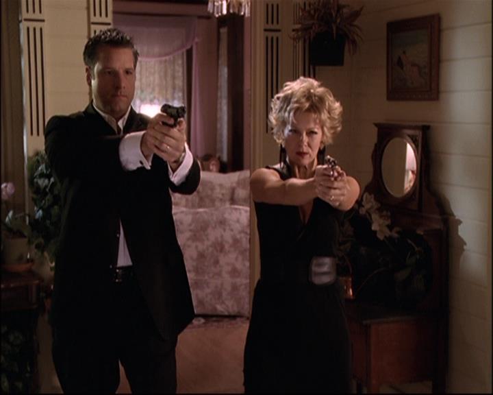 Charmed-Online-dot-net_811MrAndMrsWitch1807.jpg Charmed-Online-dot-net_811MrAndMrsWitch1807.jpg