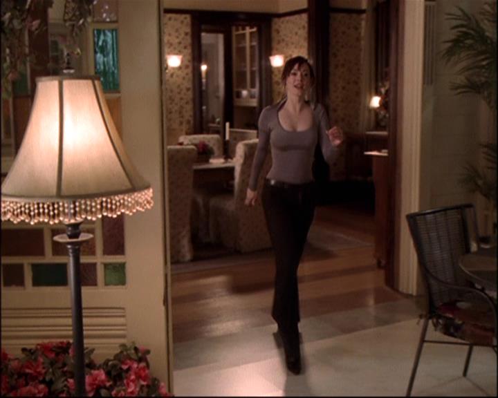 Charmed-Online-dot-net_811MrAndMrsWitch1870.jpg Charmed-Online-dot-net_811MrAndMrsWitch1870.jpg