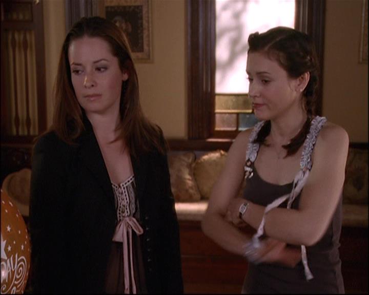 Charmed-Online-dot-net_812PaybacksAWitch1912.jpg Charmed-Online-dot-net_812PaybacksAWitch1912.jpg