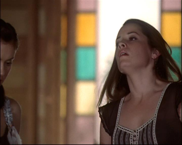 Charmed-Online-dot-net_812PaybacksAWitch2130.jpg Charmed-Online-dot-net_812PaybacksAWitch2130.jpg