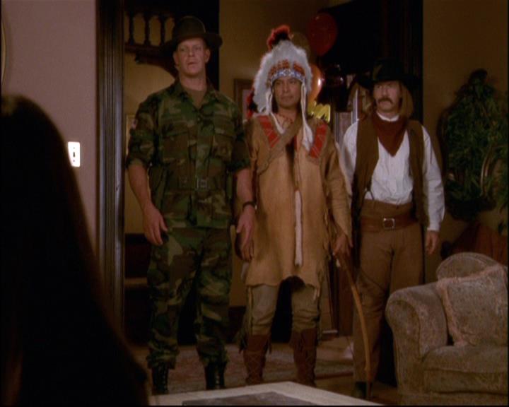 Charmed-Online-dot-net_812PaybacksAWitch2318.jpg Charmed-Online-dot-net_812PaybacksAWitch2318.jpg