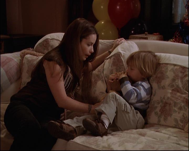 Charmed-Online-dot-net_812PaybacksAWitch2325.jpg Charmed-Online-dot-net_812PaybacksAWitch2325.jpg