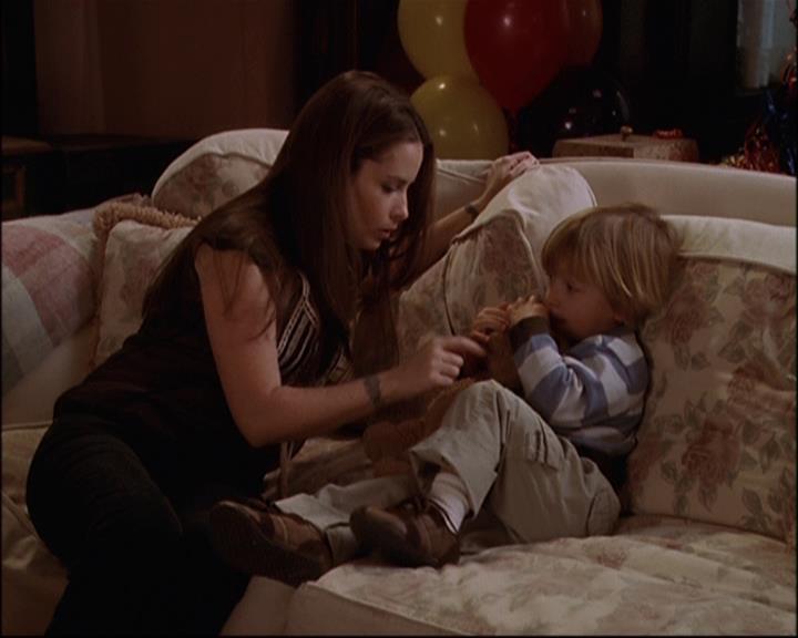 Charmed-Online-dot-net_812PaybacksAWitch2328.jpg Charmed-Online-dot-net_812PaybacksAWitch2328.jpg