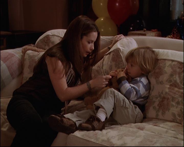 Charmed-Online-dot-net_812PaybacksAWitch2329.jpg Charmed-Online-dot-net_812PaybacksAWitch2329.jpg