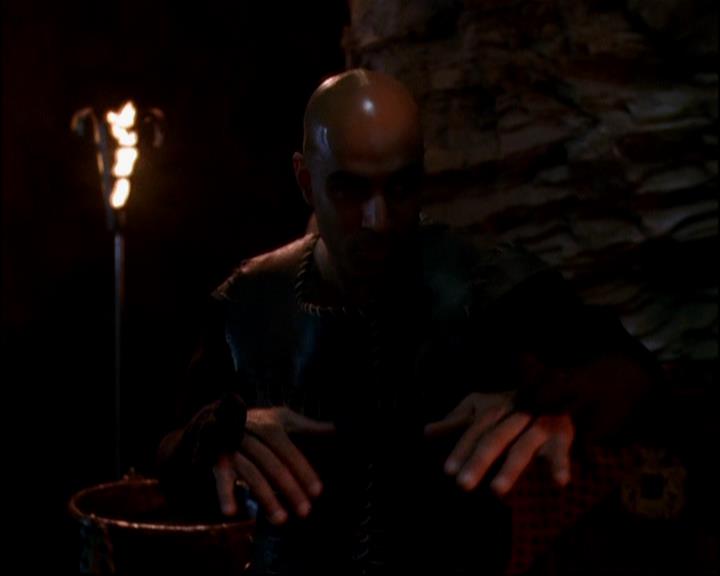 Charmed-Online-dot-813RepoManor0986.jpg Charmed-Online-dot-813RepoManor0986.jpg