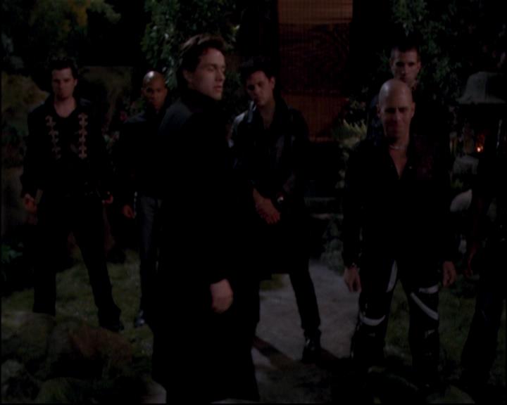 Charmed-Online-dot-814-12AngryZen0038.jpg Charmed-Online-dot-814-12AngryZen0038.jpg