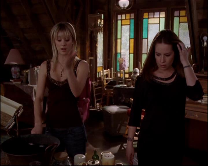 Charmed-Online-dot-814-12AngryZen0460.jpg Charmed-Online-dot-814-12AngryZen0460.jpg