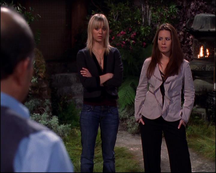Charmed-Online-dot-814-12AngryZen0677.jpg Charmed-Online-dot-814-12AngryZen0677.jpg