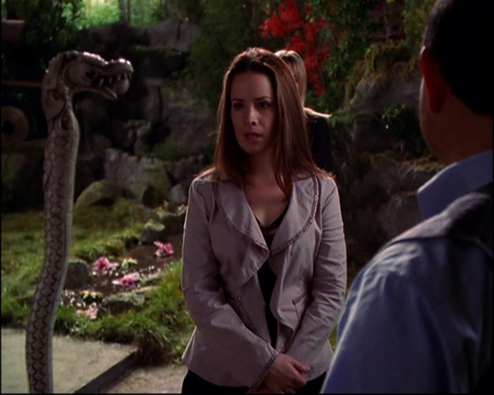 Charmed-Online-dot-814-12AngryZen0775.jpg Charmed-Online-dot-814-12AngryZen0775.jpg