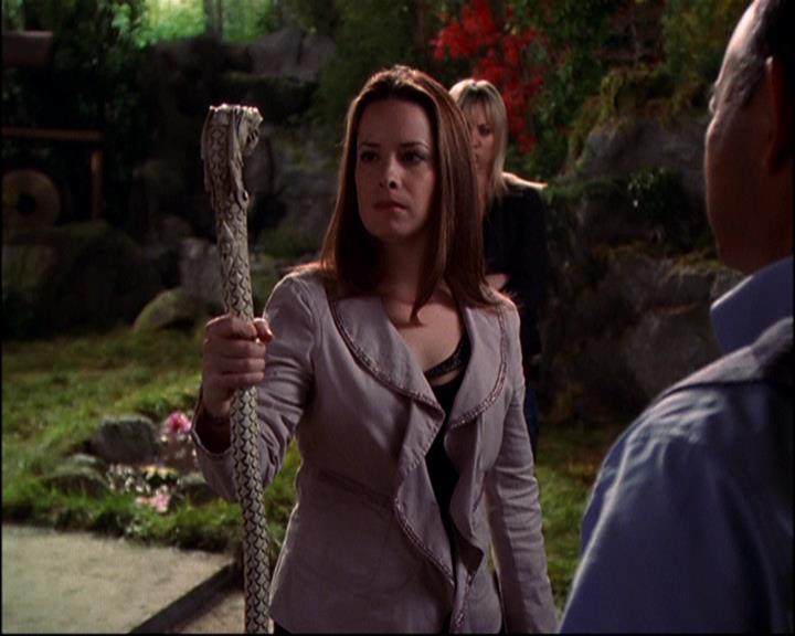 Charmed-Online-dot-814-12AngryZen0779.jpg Charmed-Online-dot-814-12AngryZen0779.jpg