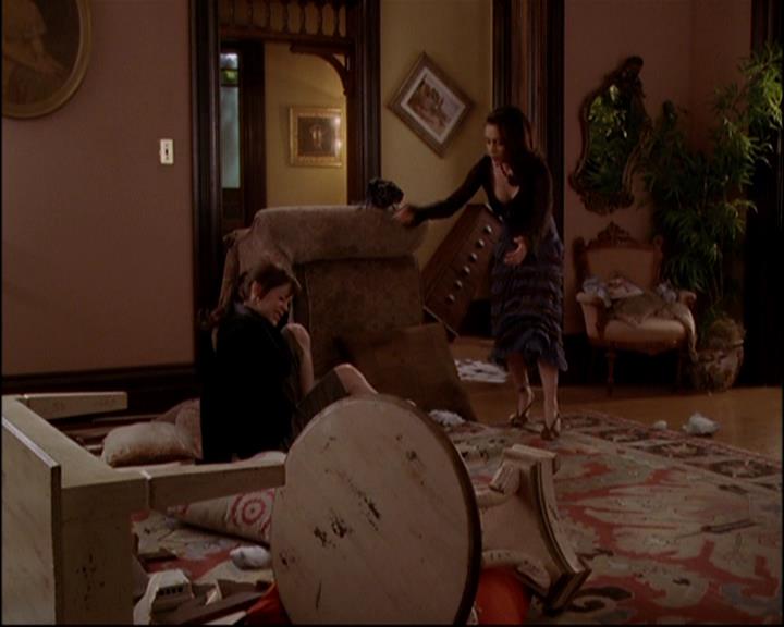 Charmed-Online-dot-814-12AngryZen1593.jpg Charmed-Online-dot-814-12AngryZen1593.jpg